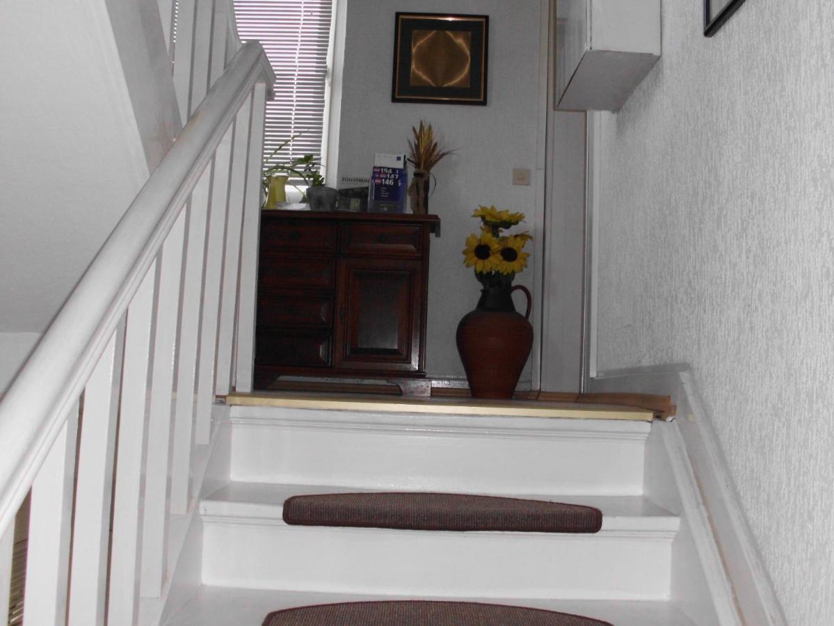 Lovely Apartment 2 Et Inkl Parkplatz Nach Verfuegbarkeit เอสเซน ภายนอก รูปภาพ